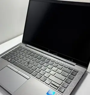 New Laptop HP ZBook Firefly 14 G7 16GB Intel Core I7 SSD 512GB