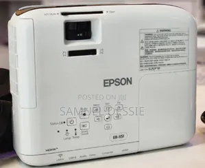 Brand New Epson Projector Eb-x51