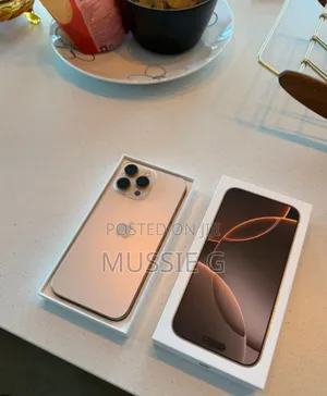 New Apple iPhone 16 Pro Max 256 GB Black