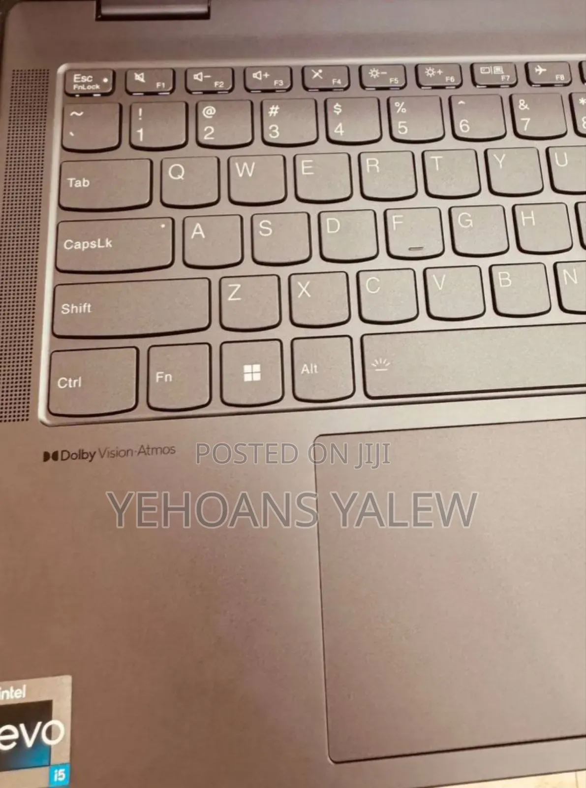 New Laptop Lenovo Yoga 710 16GB Intel Core I5 SSD 512GB