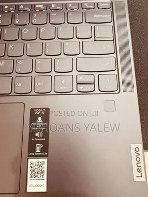 New Laptop Lenovo Yoga 710 16GB Intel Core I5 SSD 512GB