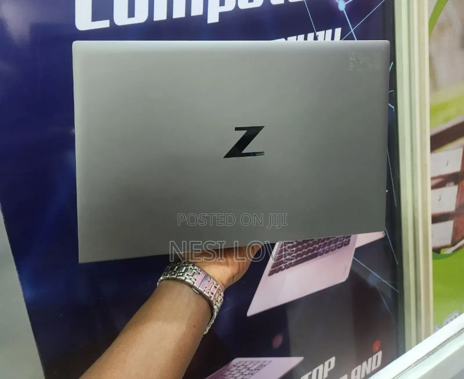 New Laptop HP ZBook Firefly 14 G7 16GB Intel Core I7 SSD 512GB