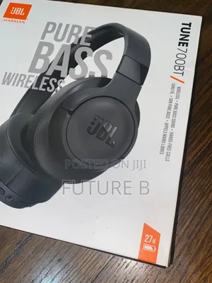 Photo - JBL Headset Noise Isolation Technology