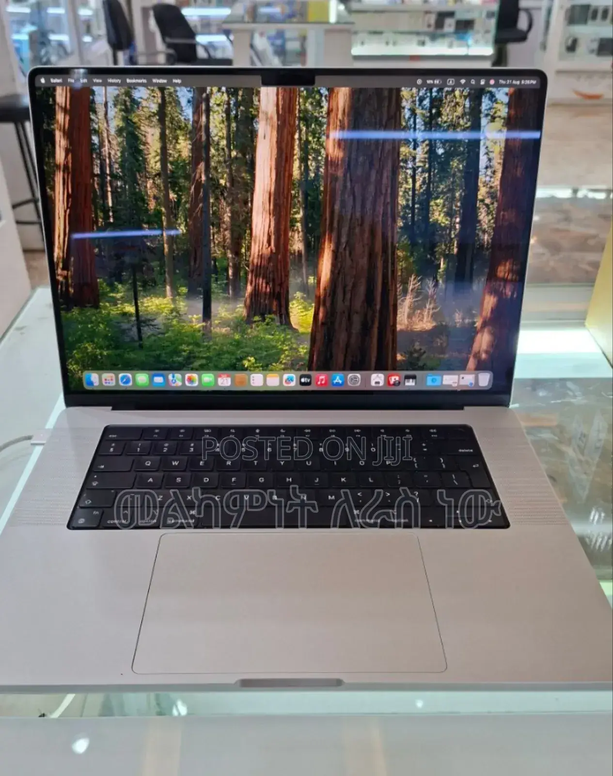 New Laptop Apple MacBook Pro 2021 M1 16GB Apple M1 SSD 1T