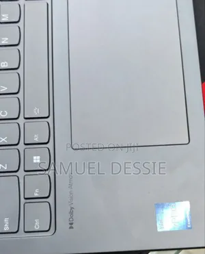 New Laptop Lenovo Yoga 7i 16GB Intel Core I7 SSD 1T