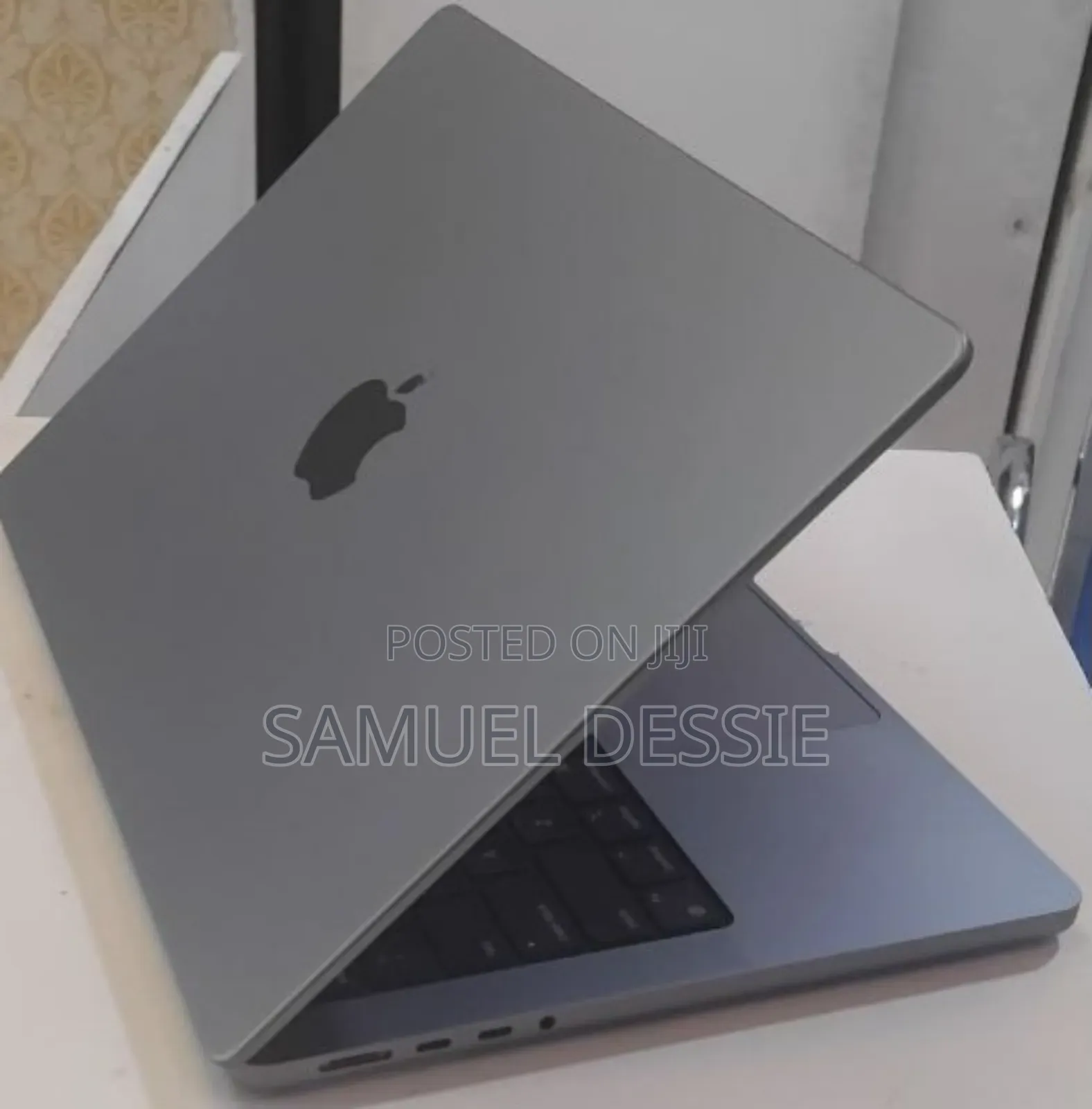 New Laptop Apple MacBook Pro 2021 M1 16GB Apple M1 SSD 512GB