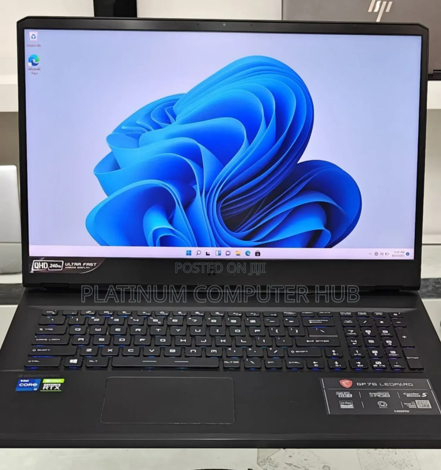 New Laptop MSI GP75 Leopard 16GB Intel Core I7 SSD 512GB