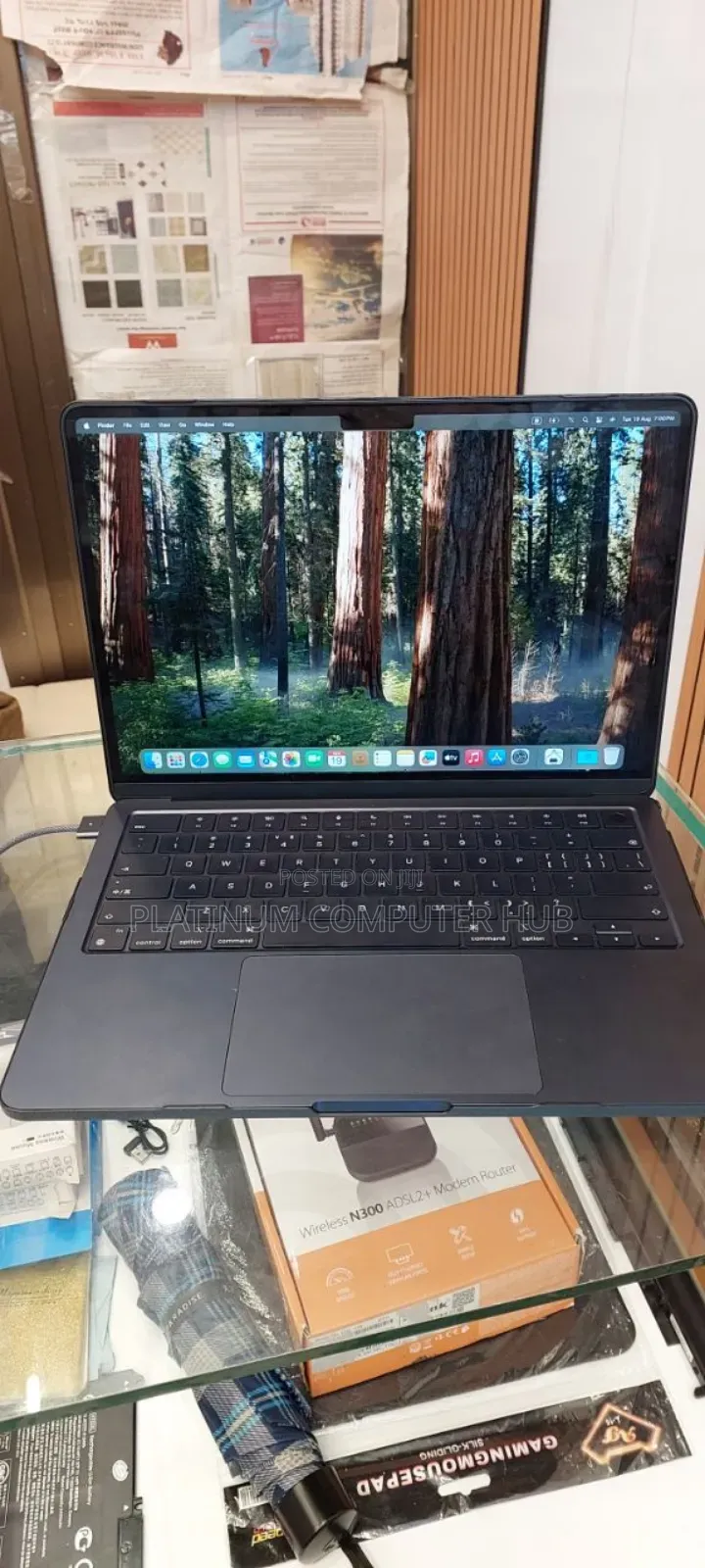 New Laptop Apple MacBook Air 2022 M2 8GB Apple M2 SSD 256GB