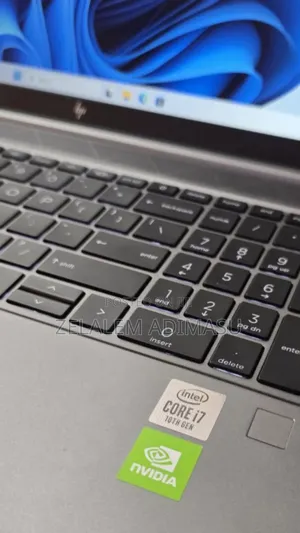 New Laptop HP ZBook Firefly 15 G7 16GB Intel Core I7 SSD 512GB