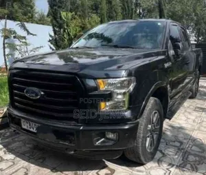 Photo - Ford F-150 2017 Matt Black