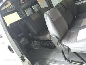 Toyota HiAce 2007 Silver