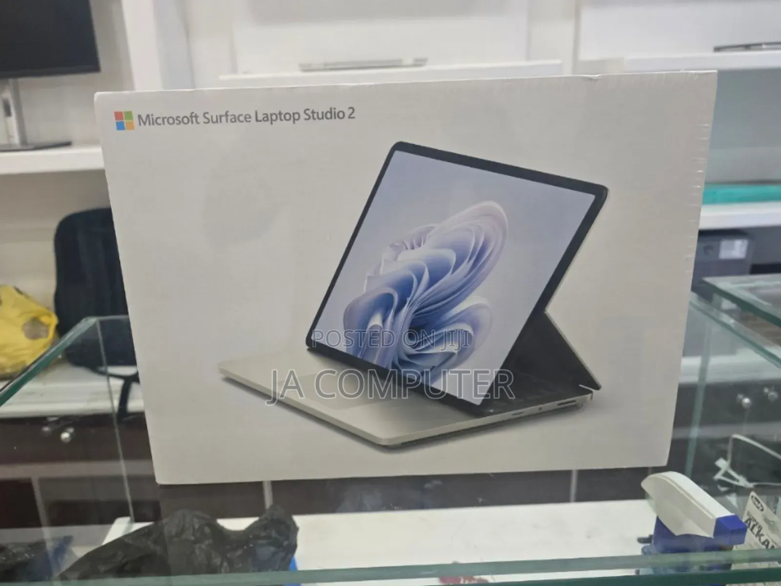 New Laptop Microsoft Surface Laptop Studio 16GB Intel Core i7 SSD 512GB