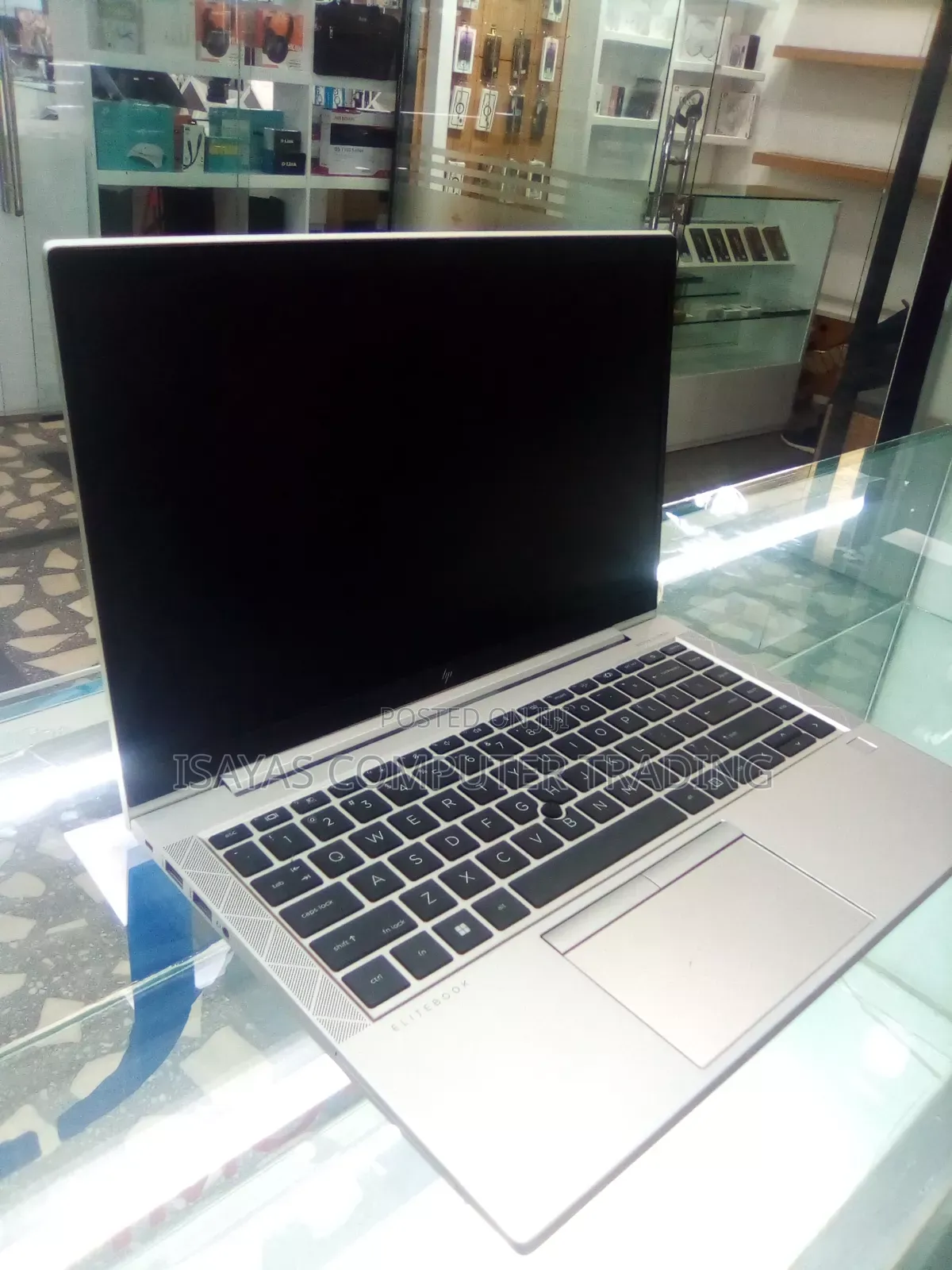 New Laptop HP EliteBook 840 G5 16GB Intel Core I7 SSD 512GB