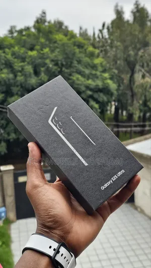 New Samsung Galaxy S25 Ultra 256 GB