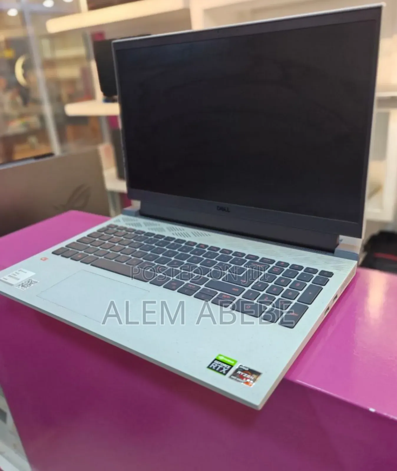 New Laptop Dell G15 5511 16GB AMD Ryzen 7 SSD 512GB