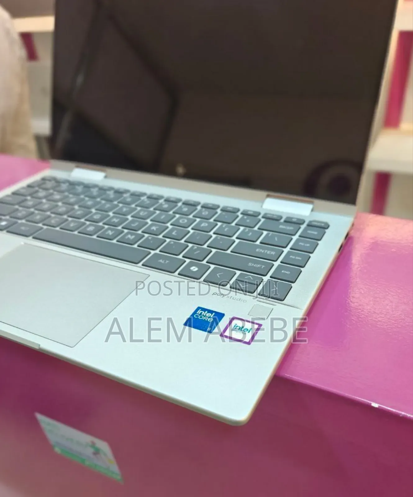 New Laptop HP Envy X360 8GB Intel Core Ultra 5 SSD 512GB