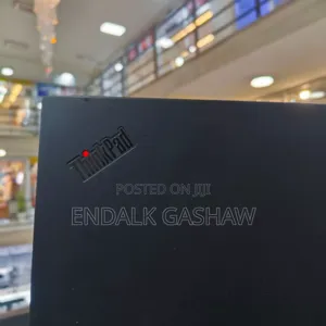 New Laptop Lenovo Thinkpad P14s 16GB Intel Core I7 SSD 512GB