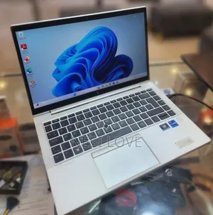 New Laptop HP EliteBook 840 G8 16GB Intel Core i7 SSD 512GB