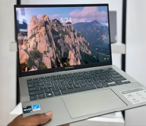 New Laptop Asus Zenbook 14 UX434 16GB Intel Core I7 SSD 512GB