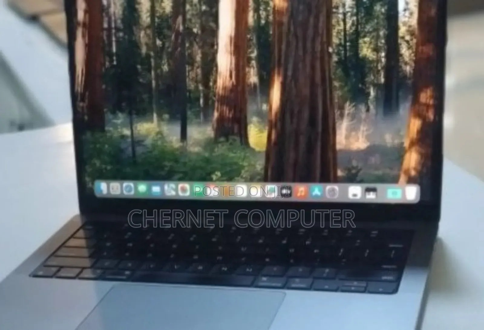 New Laptop Apple MacBook Pro 2021 M1 16GB SSD 512GB