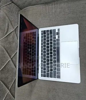 New Laptop Apple MacBook Air 2020 8GB Intel Core I5 SSD 512GB