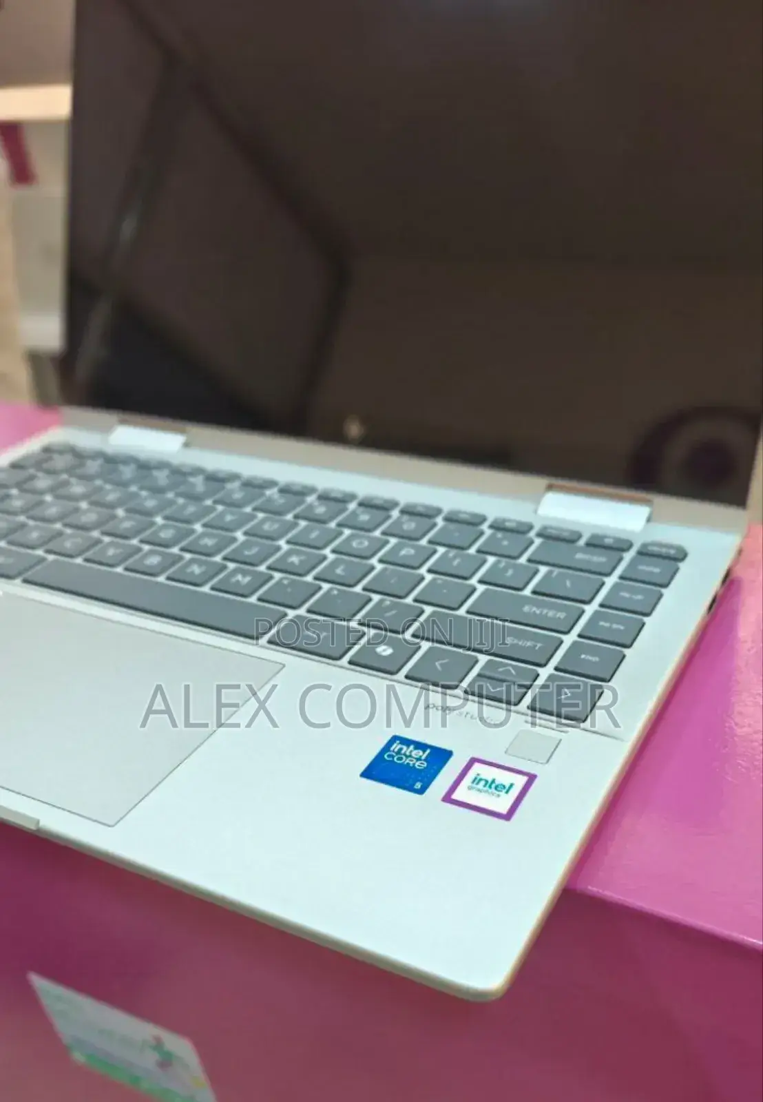 New Laptop HP Envy X360 8GB SSD 512GB
