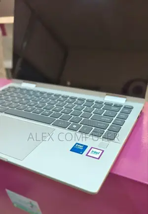 New Laptop HP Envy X360 8GB SSD 512GB
