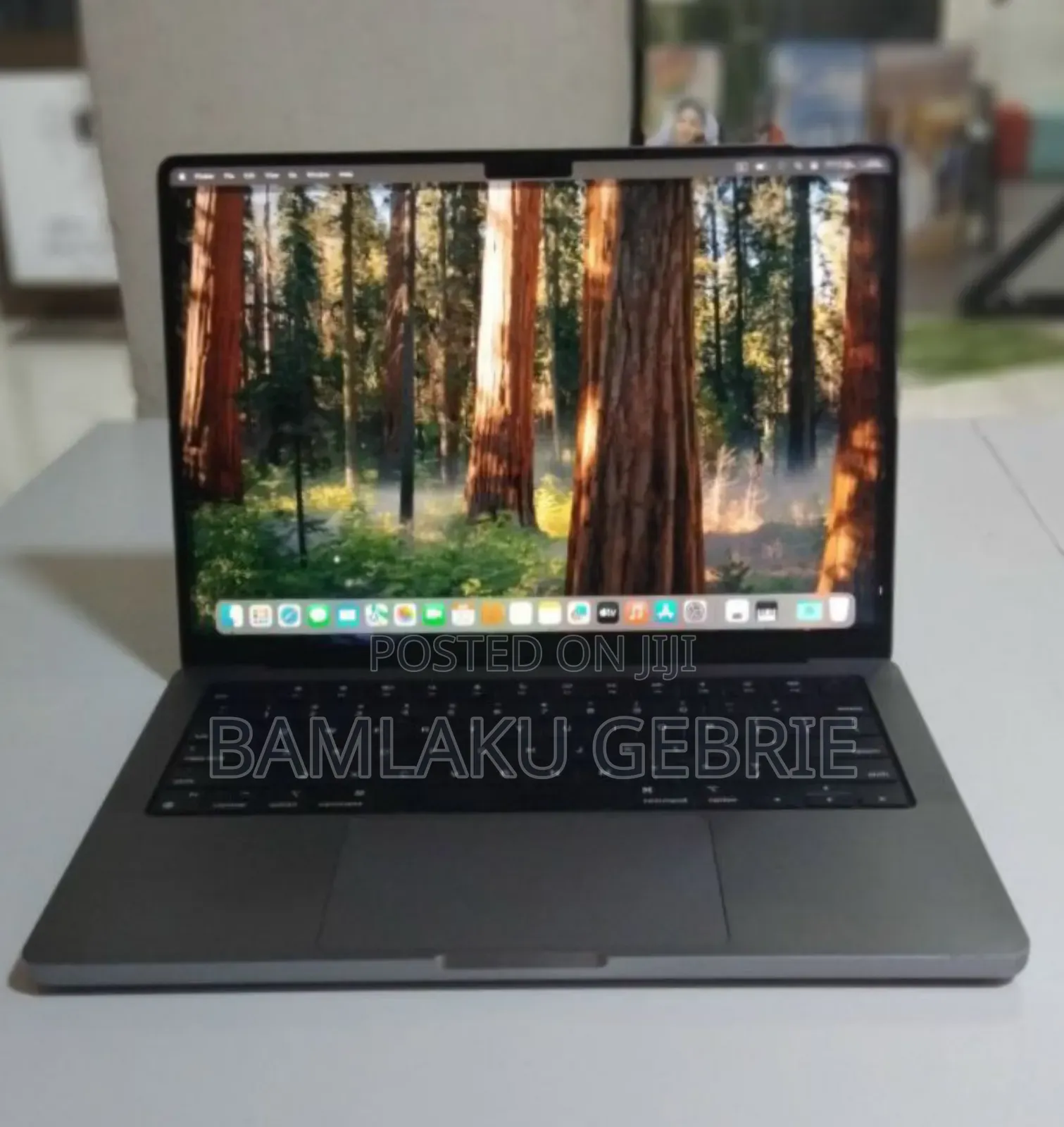 New Laptop Apple MacBook Pro 2021 M1 16GB Apple M1 Pro SSD 512GB