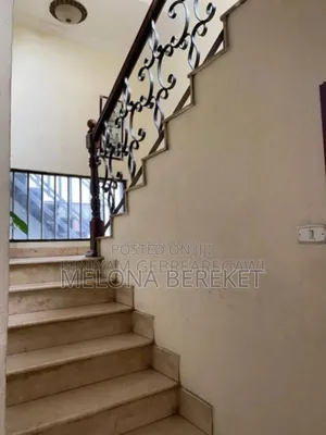 Furnished 5bdrm Apartment in Apartment, Yeka for rent