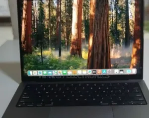 Photo - New Laptop Apple MacBook Pro 2020 M1 16GB Apple M1 Pro SSD 512GB