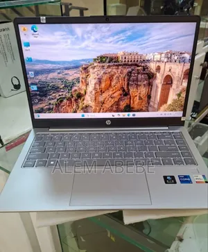 New Laptop HP Stream Notebook 16GB Intel Core I7 SSD 1T