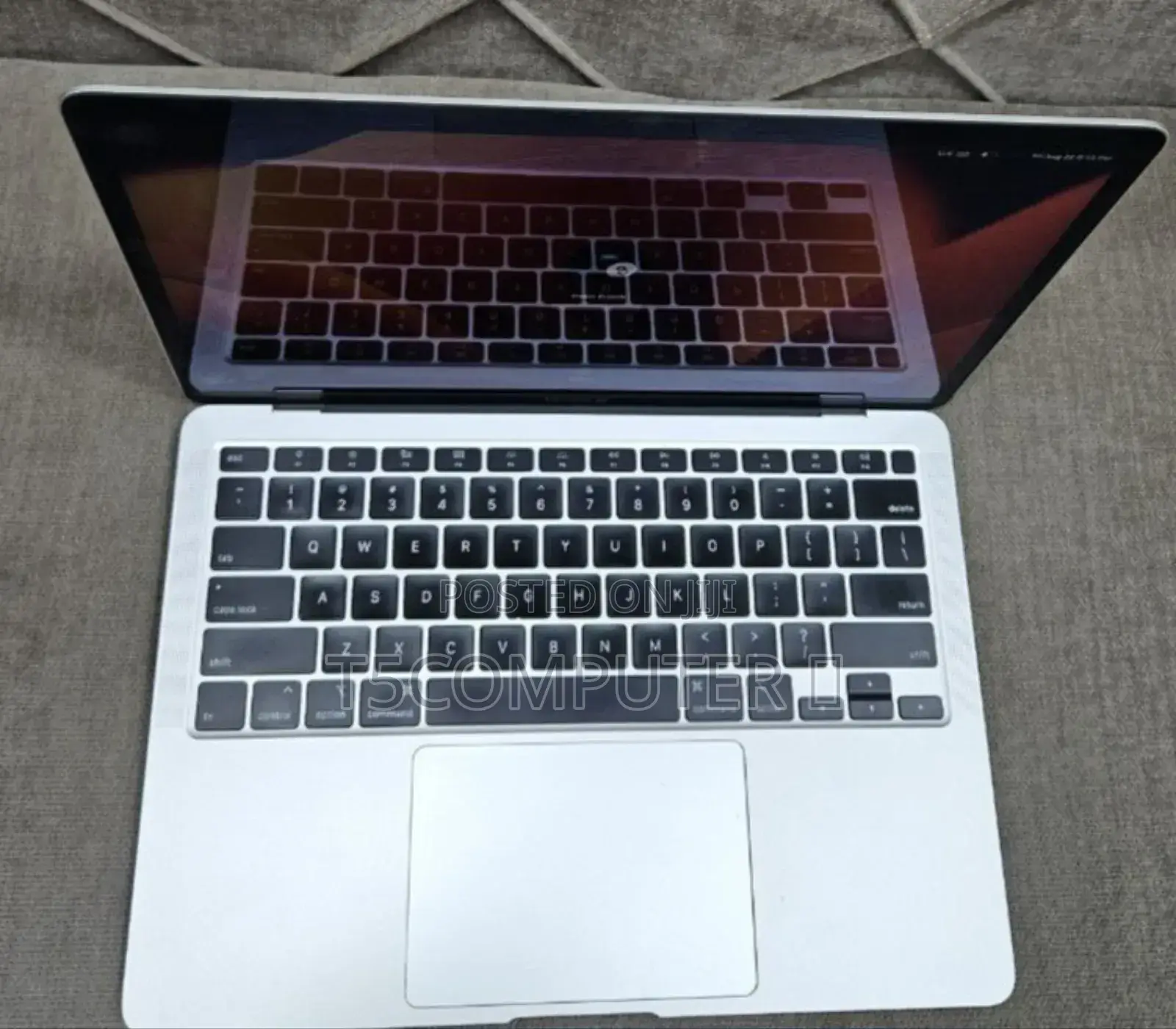 New Laptop Apple MacBook Air 2020 8GB Intel Core I5 SSD 512GB