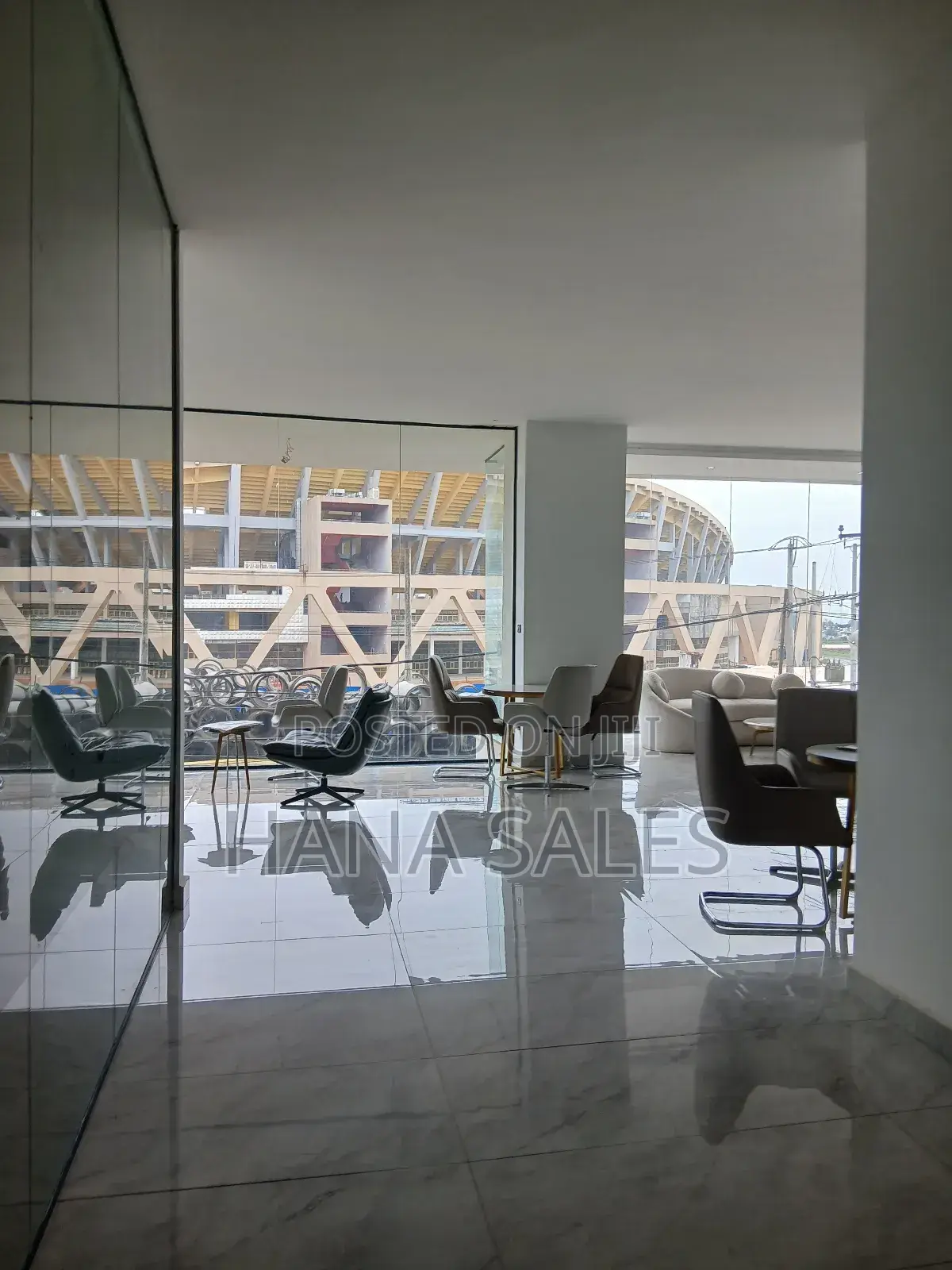 ቦሌ ላይ እስከ40%የሚደርስ ቅናሽ ለንግድ ሱቆች ይዘን መተናል