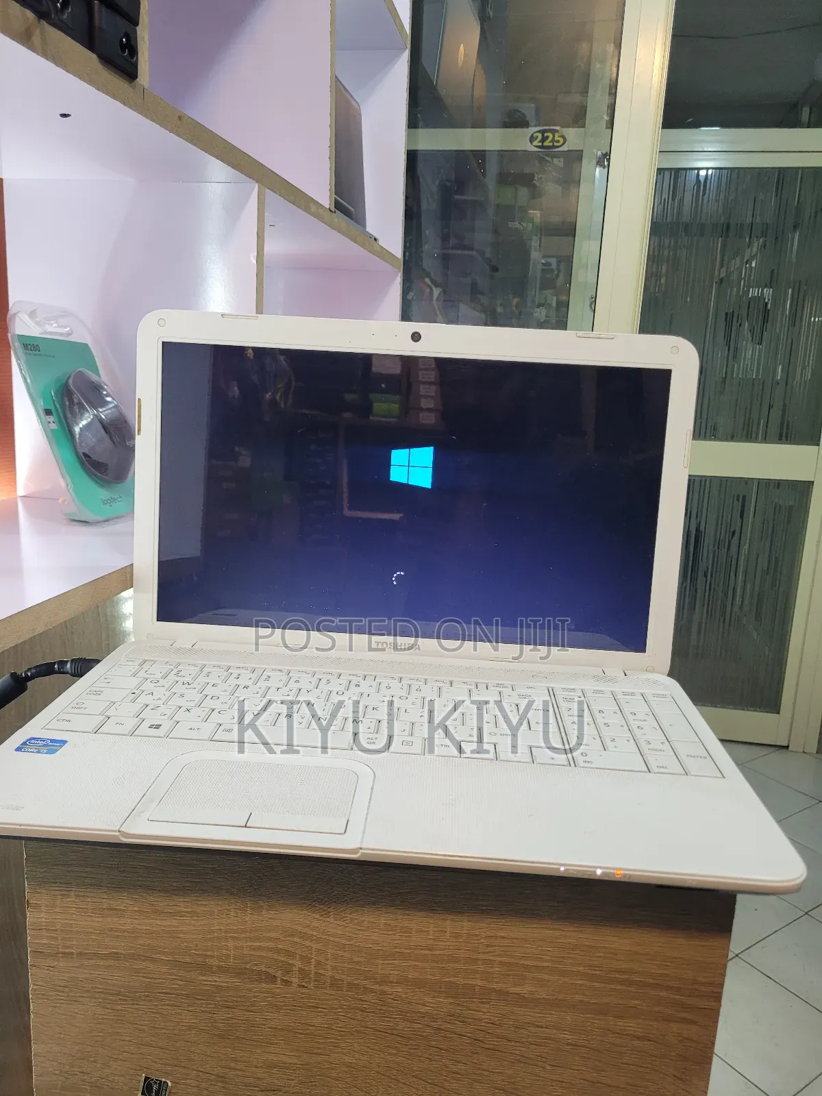 Laptop Toshiba Satellite C55 4GB Intel Core I5 HDD 500GB