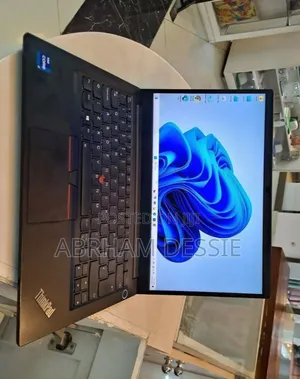 New Laptop Lenovo ThinkPad E14 G5 16GB Intel Core I7 SSD 256GB