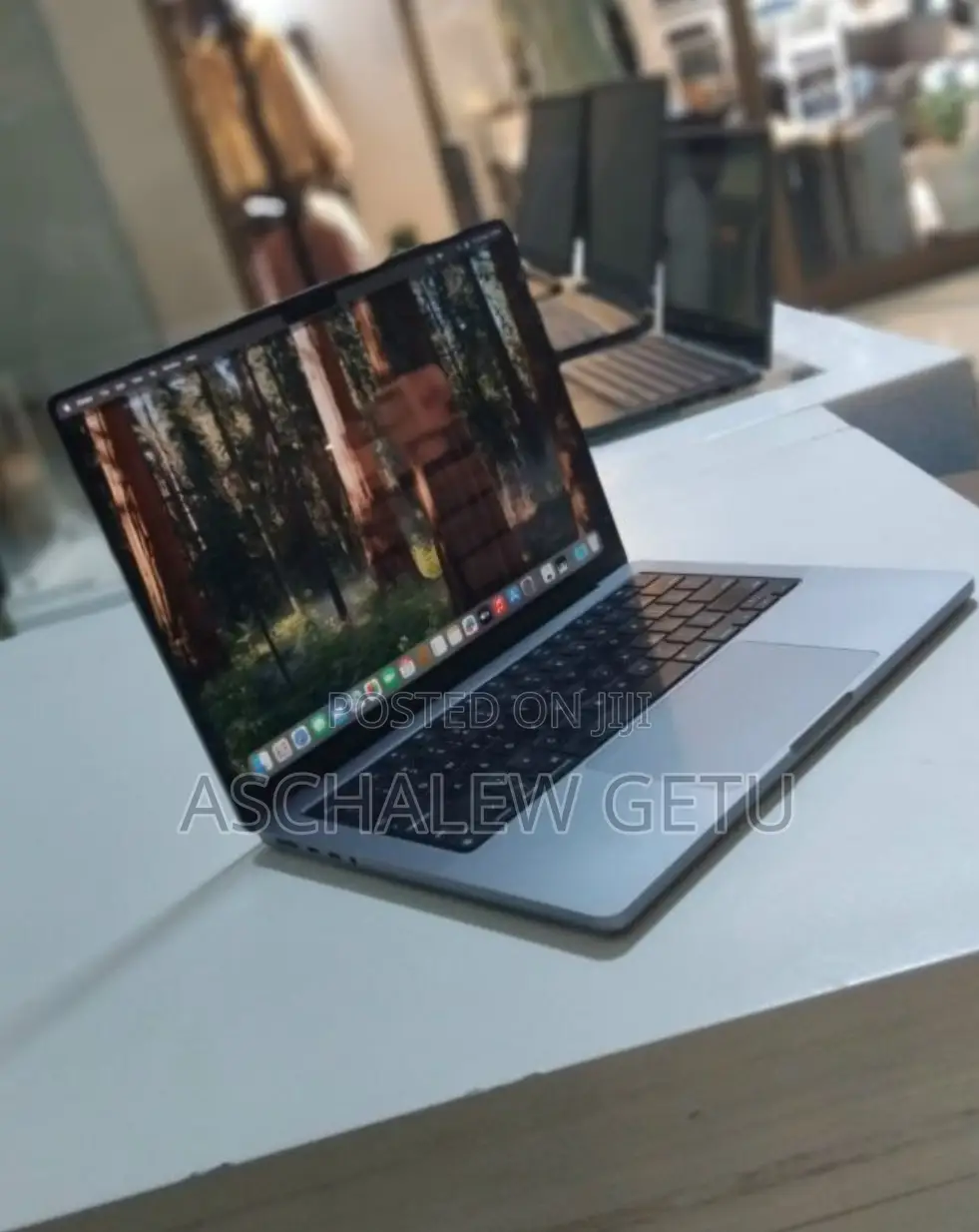 New Laptop Apple MacBook Pro 2021 M1 16GB Apple M1 Pro SSD 512GB