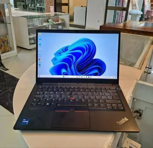 New Laptop Lenovo ThinkPad E14 Gen 4 16GB Intel Core I7 SSD 256GB