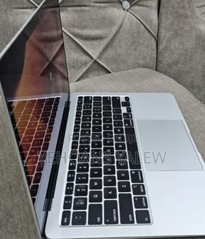 Photo - New Laptop Apple MacBook Air 2020 8GB Intel Core I5 SSD 512GB