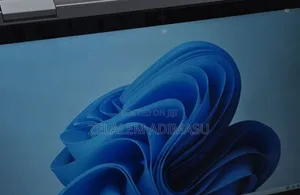 New Laptop HP Envy X360 8GB Intel Core I5 SSD 512GB