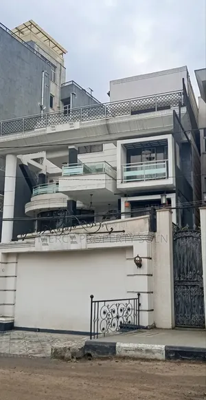 7bdrm House in Bole for sale