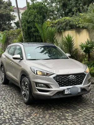 Photo - Hyundai Tucson 2018 Silver