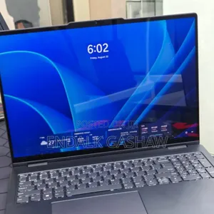 New Laptop Lenovo Yoga 7i 16GB Intel Core I7 SSD 1T