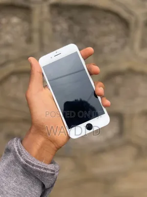 Apple iPhone 8 64 GB White