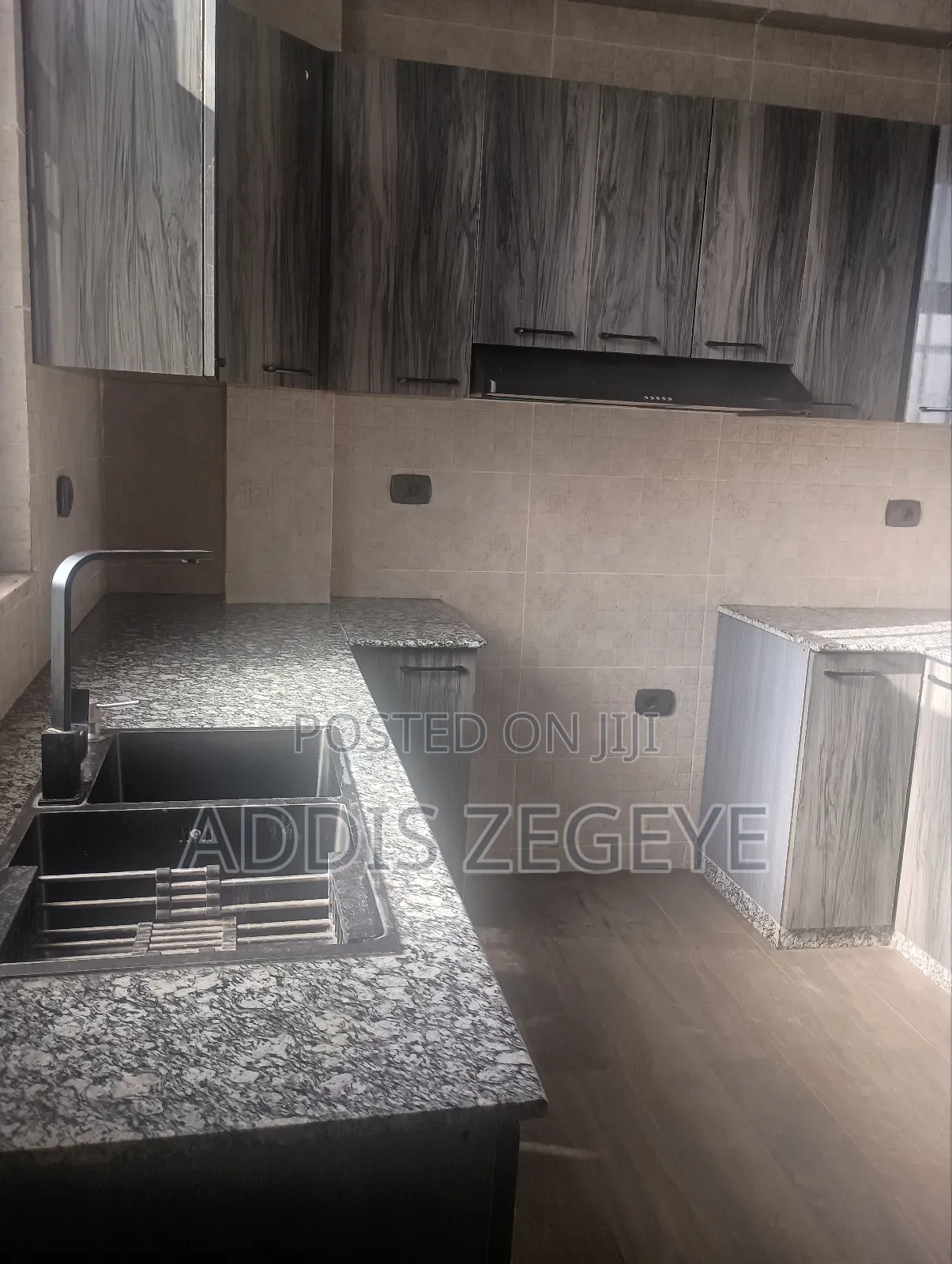 3bdrm Apartment in Private, Nifas Silk-Lafto for rent