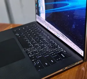 New Laptop Dell XPS 15 32GB Intel Core I7 SSD 512GB