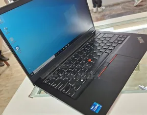 New Laptop Lenovo ThinkPad E14 G5 16GB Intel Core I7 SSD 256GB