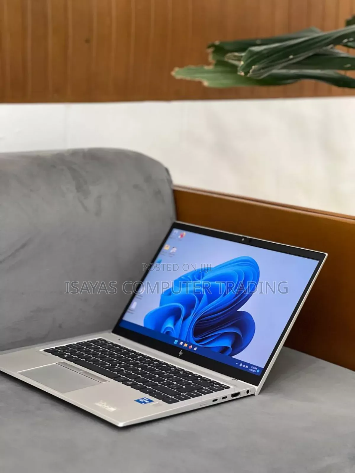 New Laptop HP EliteBook 840 G8 16GB Intel Core I5 SSD 512GB