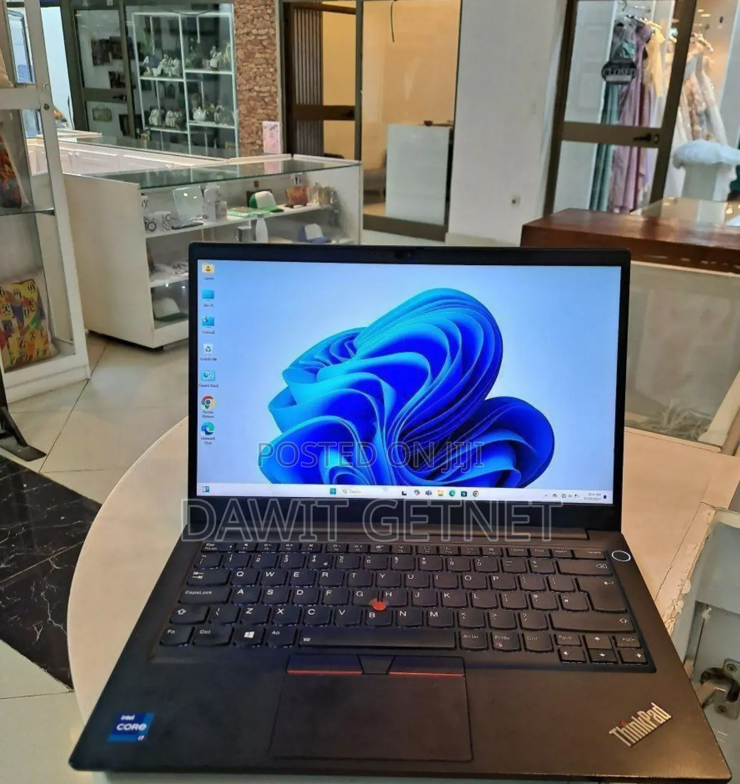 New Laptop Lenovo ThinkPad Yoga 16GB Intel Core I7 SSD 256GB