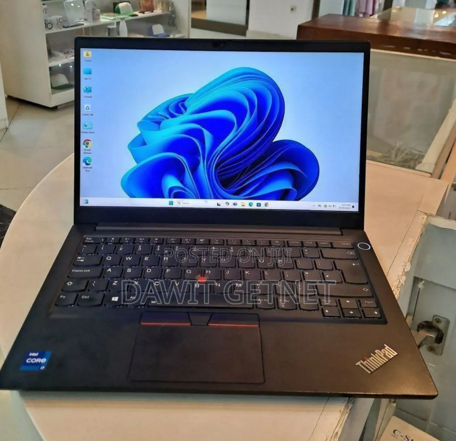 New Laptop Lenovo ThinkPad Yoga 16GB Intel Core I7 SSD 256GB