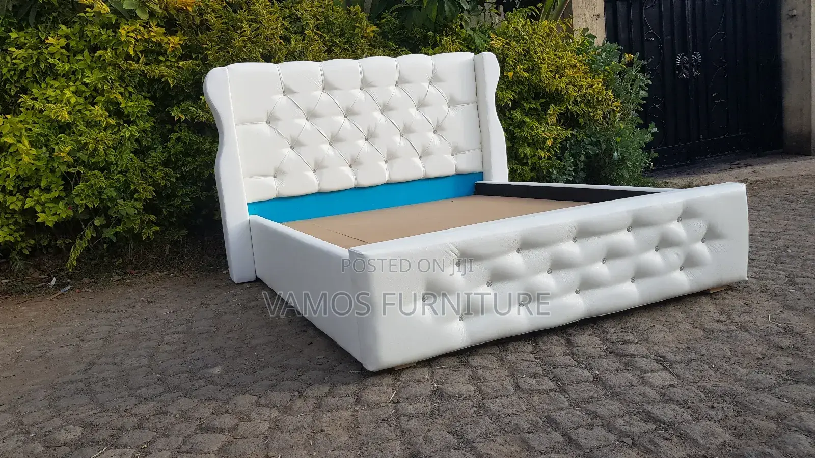 Alga አልጋ Bed